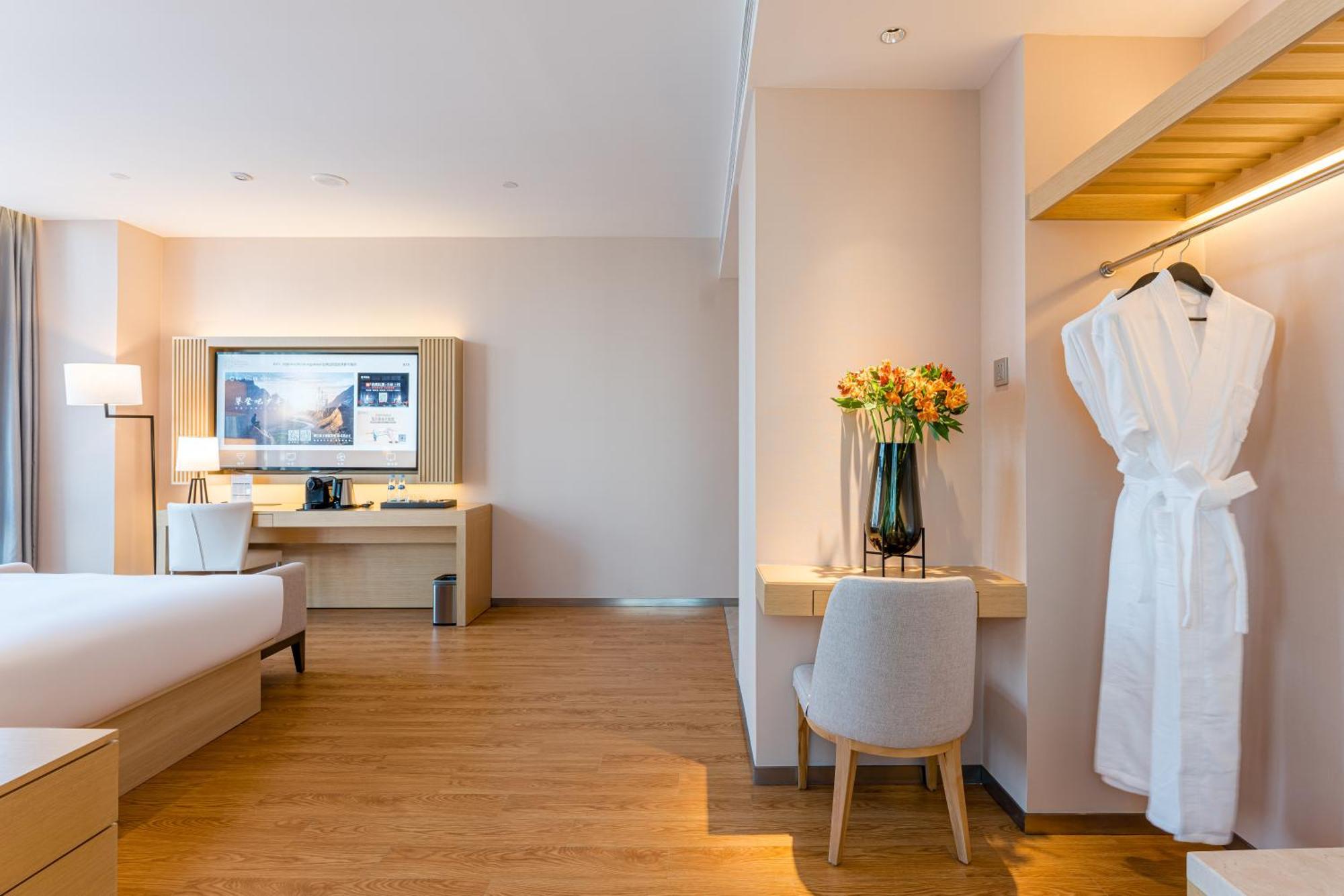 Hotel Crystal Hotel Shanghai North Sichuan Road On The Bund