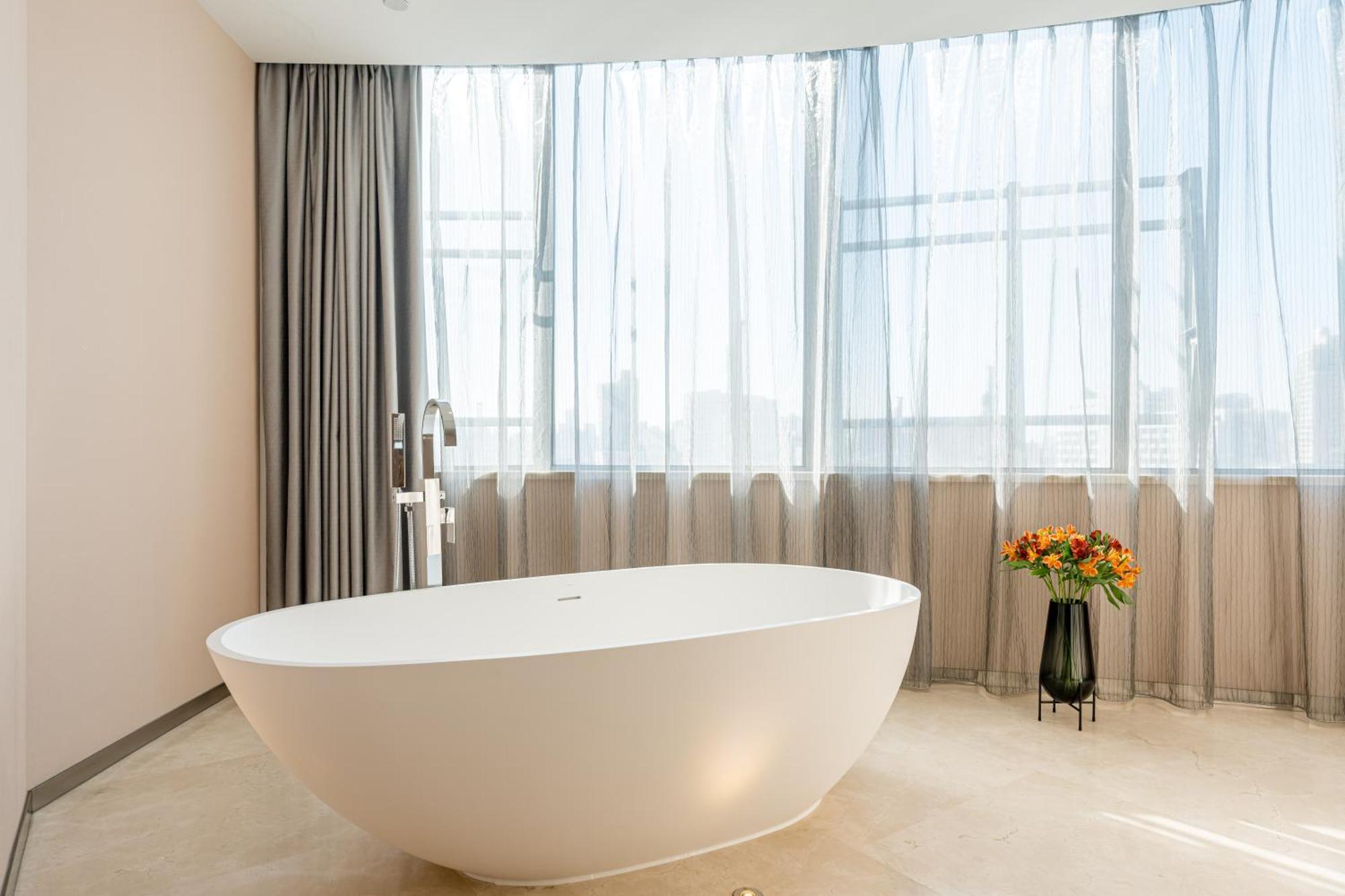 Hotel Crystal North Sichuan Road On The Bund Shanghai